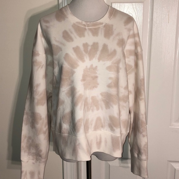 neutral tie dye sweatshirt